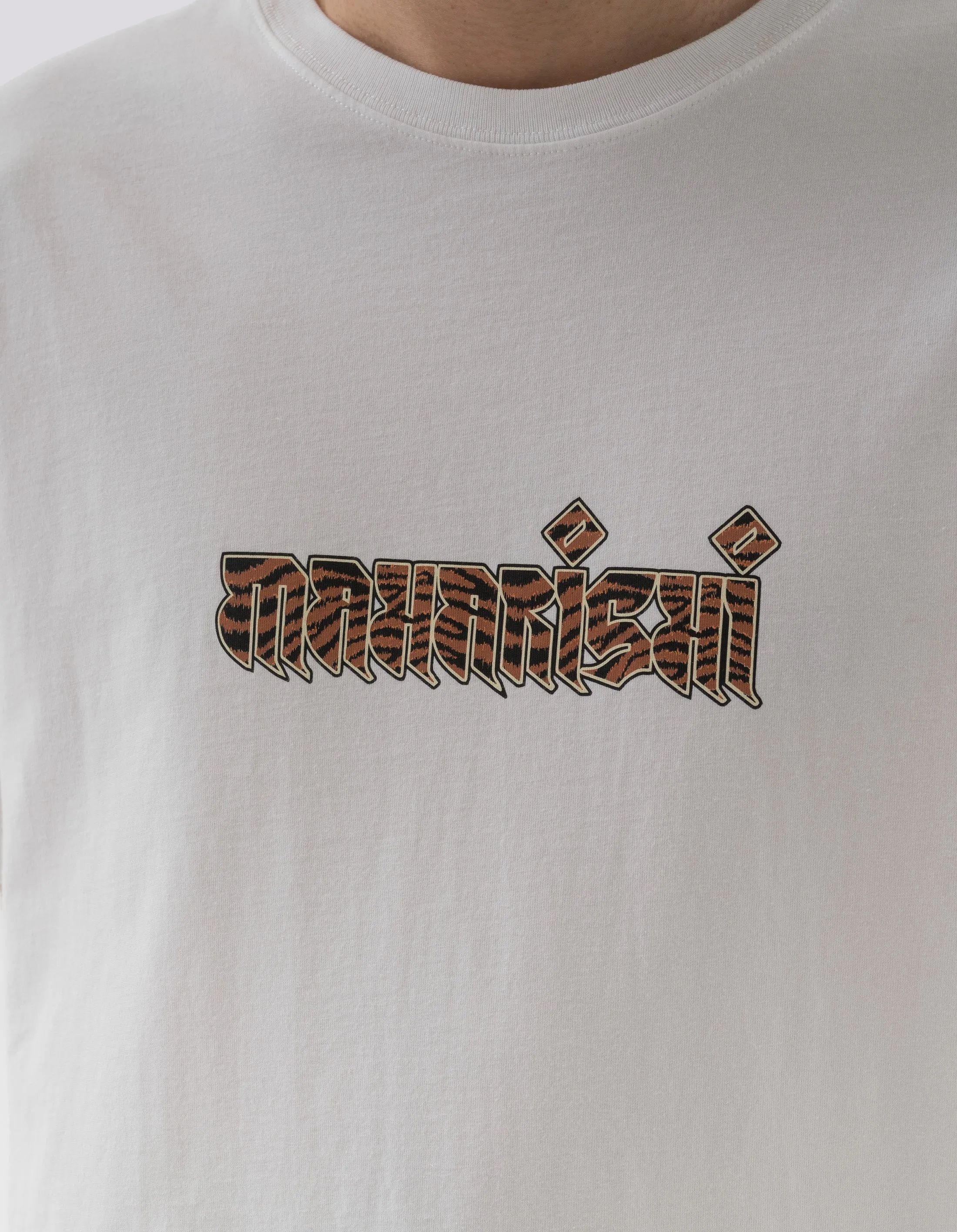 1296 Tiger Fur Calligraphy T-Shirt White