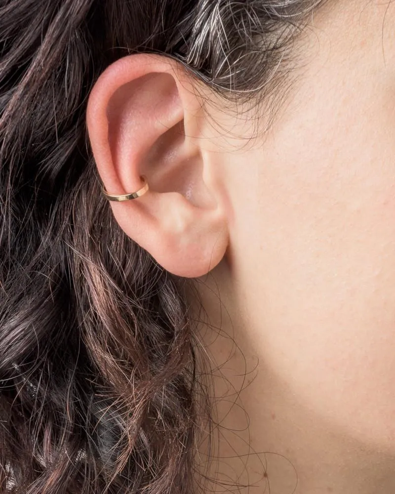 Bar Ear Cuff in 14K Yellow Gold