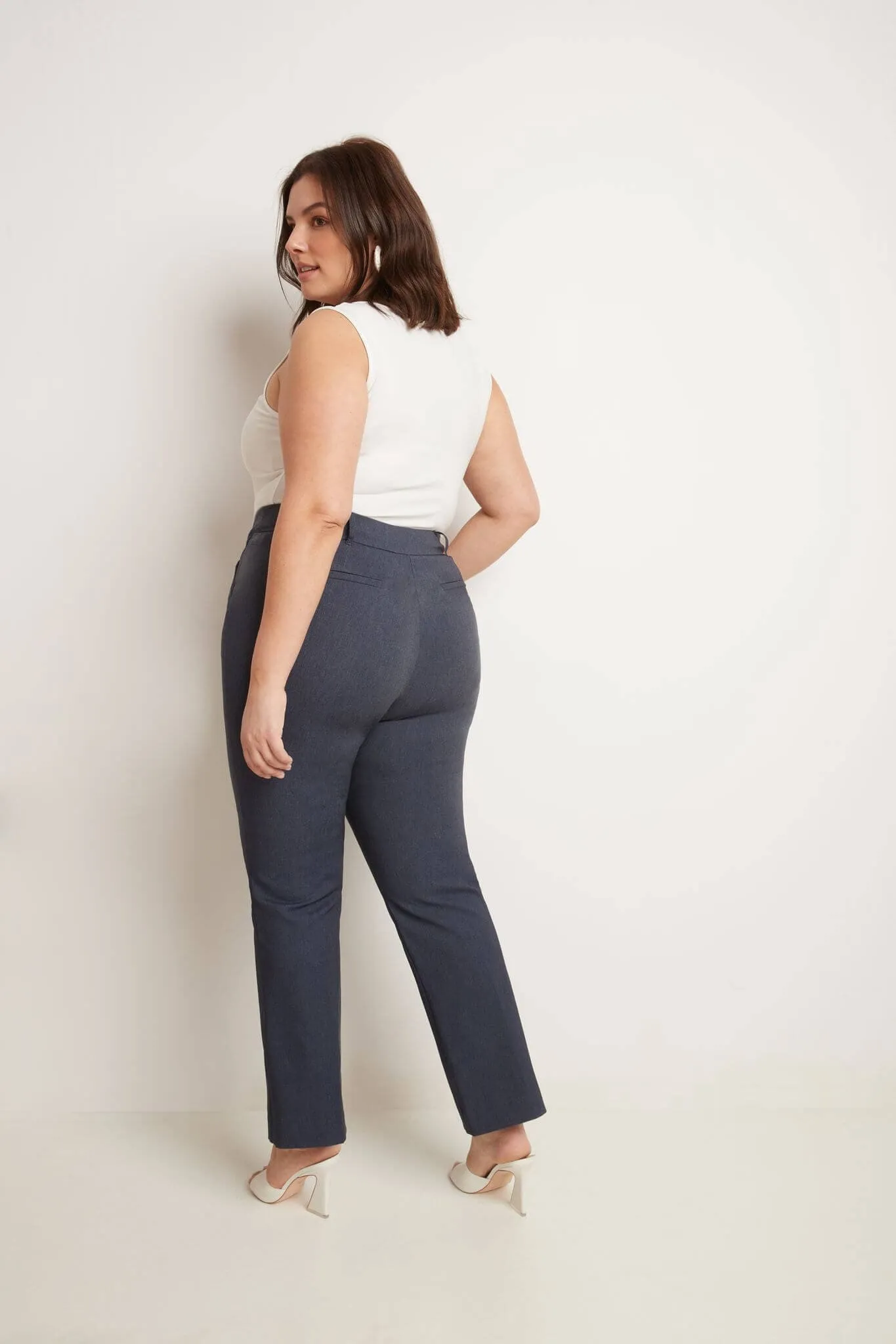 Curvy Pull-on Barely Bootcut Classic Pants