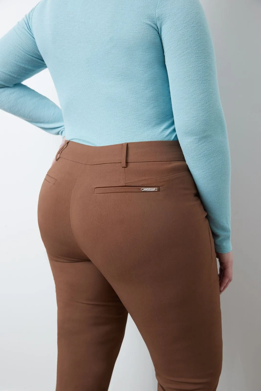 Curvy Pull-on Barely Bootcut Classic Pants