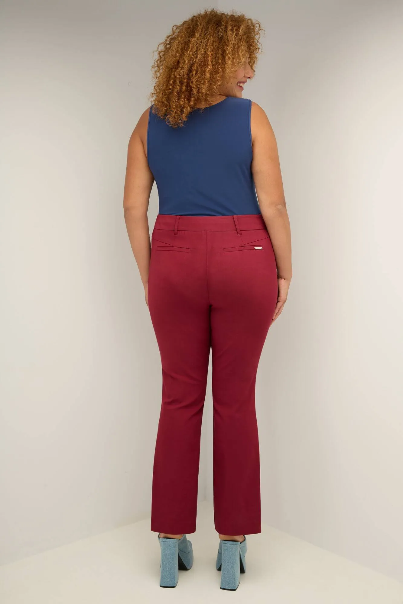 Curvy Pull-on Barely Bootcut Classic Pants