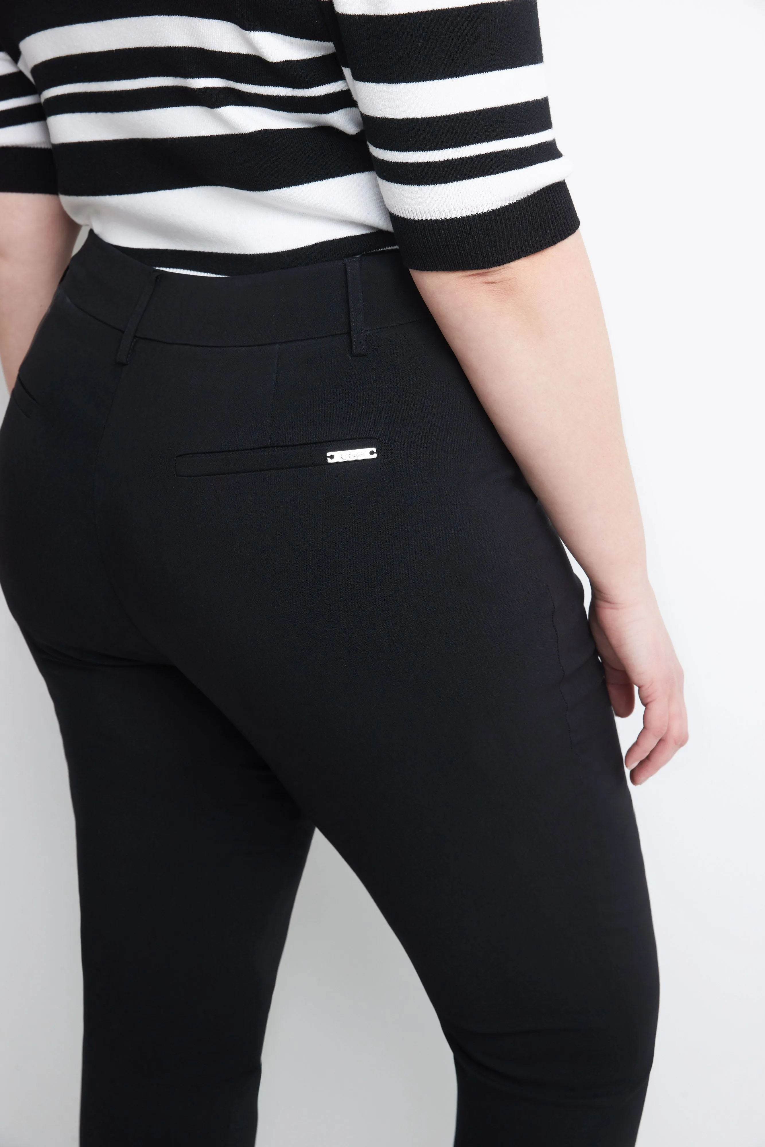 Curvy Pull-on Tummy Control Pants with Real Pockets