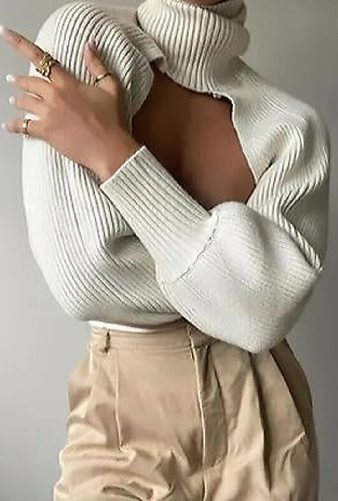 DORA - CROP SWEATER TOP