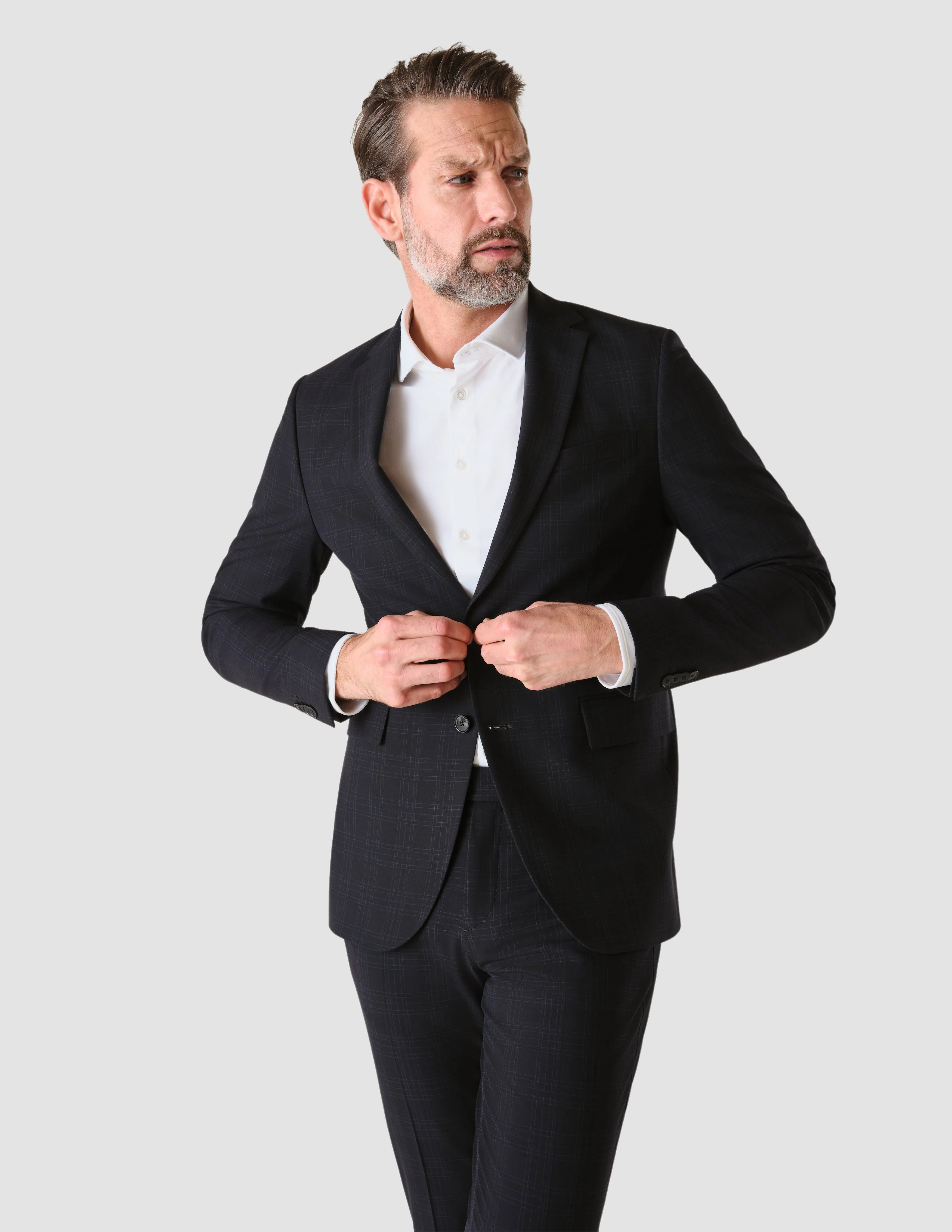 Essential Suit Winchester