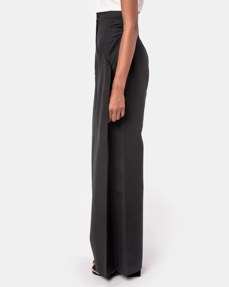 Le Pantalon Plat in Black