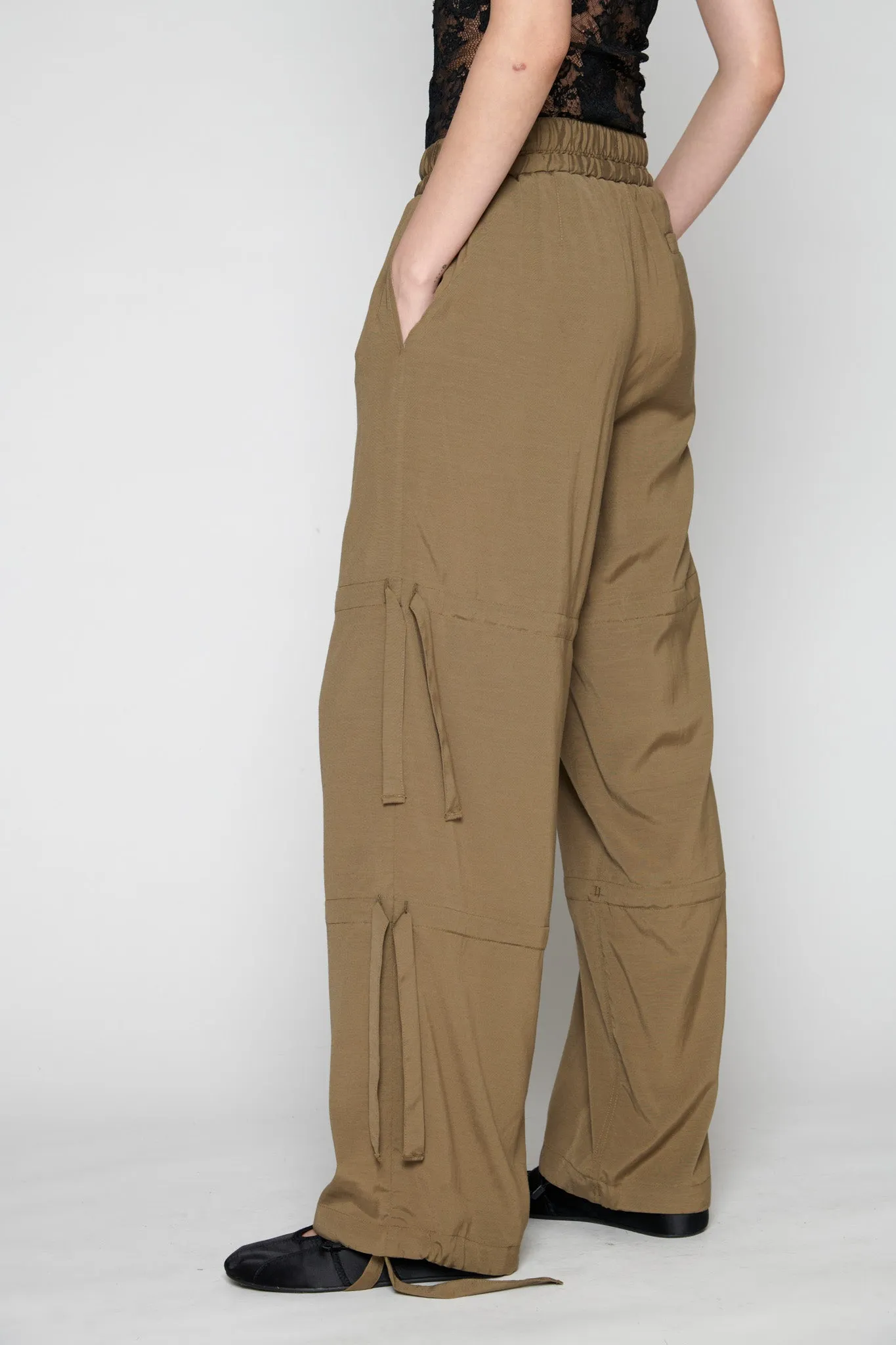 Llivi Pants