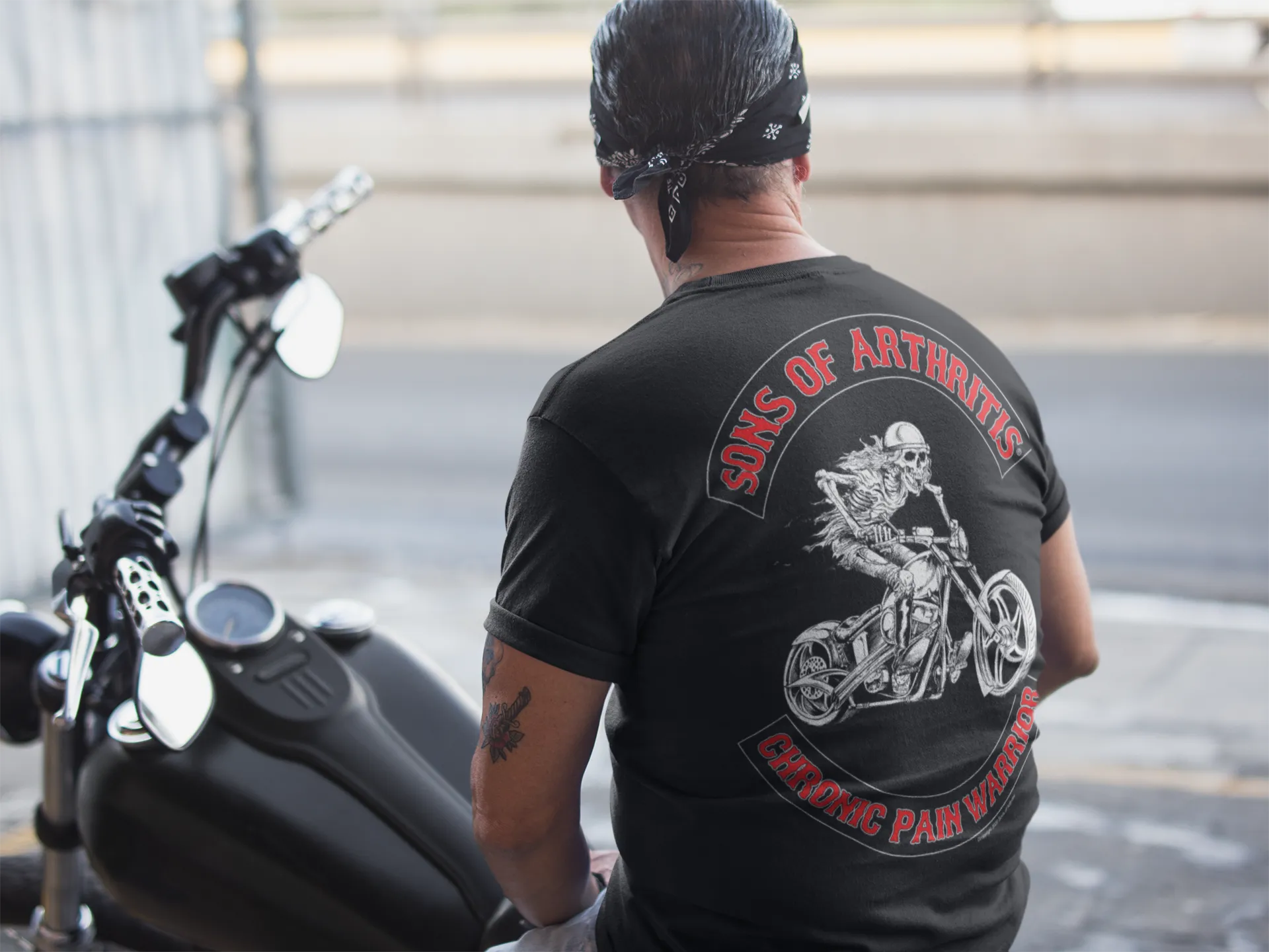 Sons of Arthritis CHRONIC PAIN WARRIOR Pocket Tee (Black)