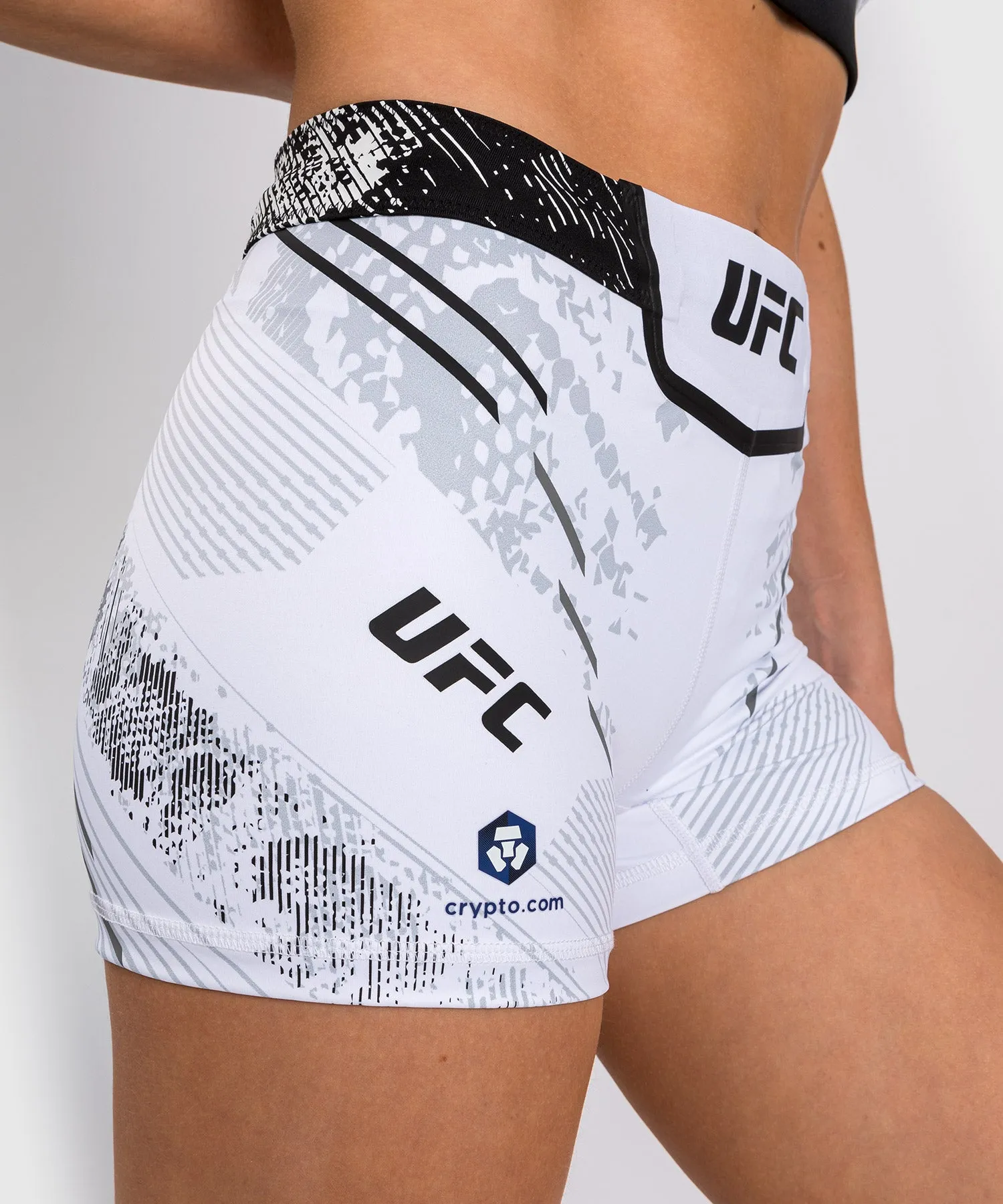 UFC Adrenaline by Venum Authentic Fight Night Women’s Vale Tudo Short - Short Fit - White